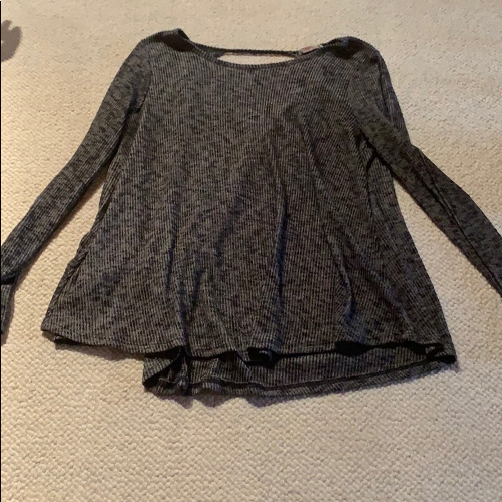 Supper soft grey sweater!!
